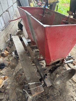 sazeč na brambory - 3