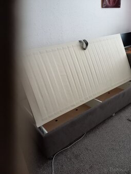 POSTEL -  VELKY ÚLOŽNÝ PROSTOR - 3