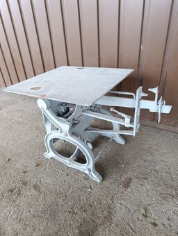 Starožitná váha železná malá decimálka - 3