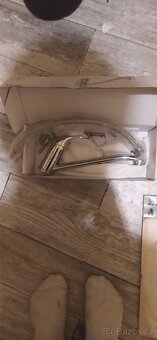 Umyvadlo a baterie - 3