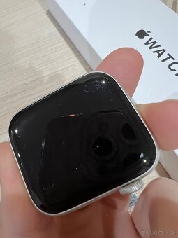 Apple Watch SE 44mm (2020) - 3