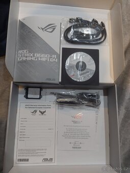 Herní deska Asus ROG STRIX B660-A GAMING WIFI D4 - 3