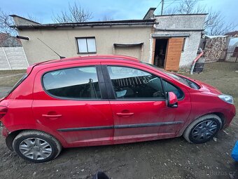 Peugeot 207 - 3