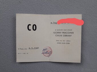 Odznak VZORNÝ PRACOVNÍK CIVILNÍ OBRANY - 3