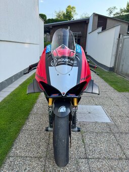 Ducati Panigale V4S okruhovka - 3