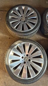 4x100 r17 - 3