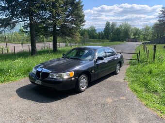 Lincoln TownCar SignatureSeries 4,6i V8 161kW - 3