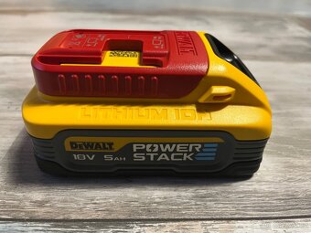 Baterie Dewalt powerstack 5ah - 3