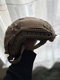 Airsoft Vesta a helma - 3