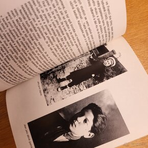 6x biografie, memoáry a životopisná beletrie - 3