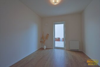 Luxusní byt 3+kk s vlastní zahrádkou - 3