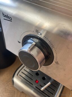 Sada: Pákový kávovar BEKO + kvalitní Mlýnek DOMO - 3
