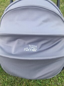 Autosedačka Britax Römer Baby-Safe 5Z2 - 3