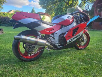 Kawasaki ZXR 750 - 3