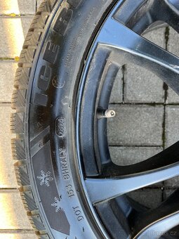 4x alu disky 5x108 R17, pneu 90% - 3