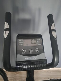 Eliptický trenažér HOUSEFIT MOTIO 20 - 3
