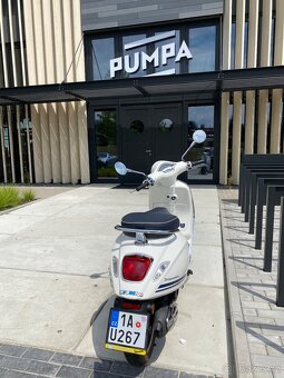 VESPA PRIMAVERA YACHT CLUB PORTOFINO 125 - 3