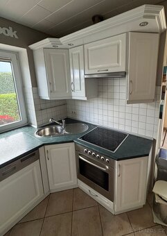 Bílá rustikální kuchyně MIRABEL - 3