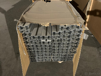 Hliníkový profil vyztužený, 80 x 40 mm, délka 440 cm - 3