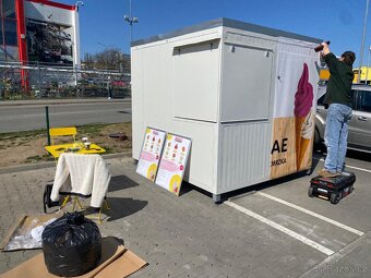 PRODEJNÍ STÁNEK - 3