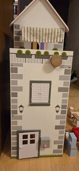 Prodám domeček pro panenky - 3