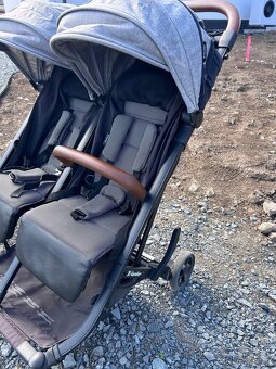 Sourozenecký kočárek X-Lander + korbička - 3