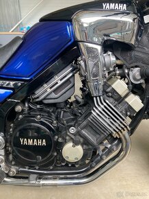 Yamaha FZX 750 - 3