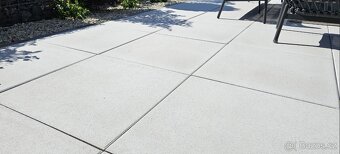 tryskaná dlažba výšky 10cm přírodní - 3