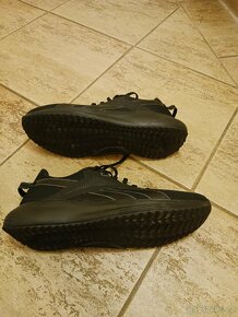 Reebok 40,5 - 3