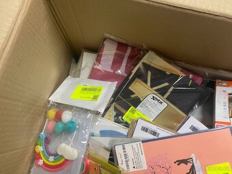 Mystery box (mix narozeninových a párty dekorací) - 3
