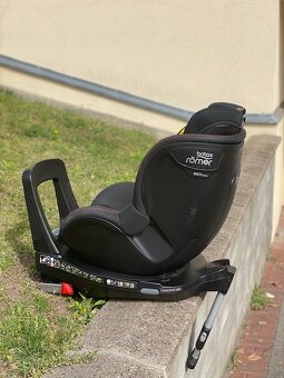 Autosedačka Britax Römer Dualfix M i-size - 3