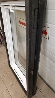 STŘEŠNÍ OKNO ROTO R4 74/118 - 3