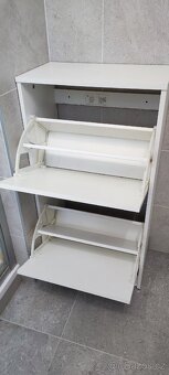 Botník IKEA BISSA, bílá, 49x28x93 cm - 3