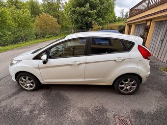 Ford Fiesta 1.2 benzín 60kW 2009 - 3