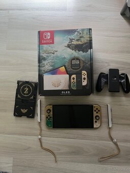 Nintendo switch OLED CWF - 3