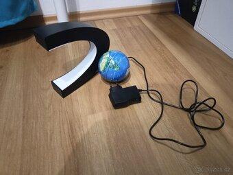 Magnetický glóbus na výstavu - 3