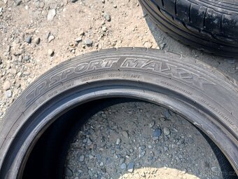letni dunlop 215/45 R16 se vzorkem 4,5mm - 3