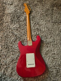 Fender Stratocaster deluxe 1998 - 3