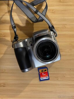 Skvělý funkční digitalní foťak kodak easyshare Z740 - 3