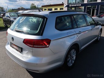 Volkswagen Passat 2.0TDI,110kW,DSG,navi,a.klima - 3