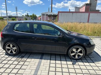 Prodám Volkswagen Golf 5 - 3