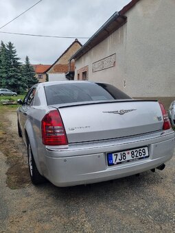 Prodám Chrysler 300C 3.5 V6 - 3