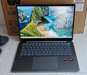 Nabízím 14" HP OmniBook s Ryzen AI 9 365 a 880M - 3