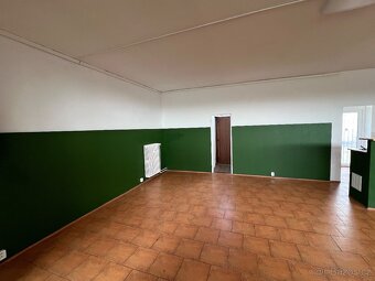 Pronajmu, nebytový prostor,WC,topení,teplá voda. - 3