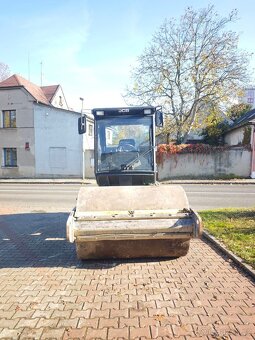 Tahačový válec - Válcový stroj JCB VM75 Vibromax - 3