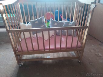 Dětská postýlka (nastavitelná) pojízdná - 3