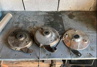 Brzdové pakny brzdový štít střed kola buben květák Ural M72 - 3