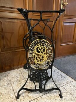 Litinové podstavce ze šicích strojů - 3