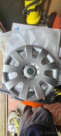 Originál kryty kol škoda r16 - 3