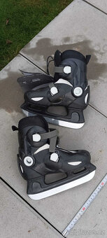 Rostoucí brusle Axelo 30 -> 32 - 3